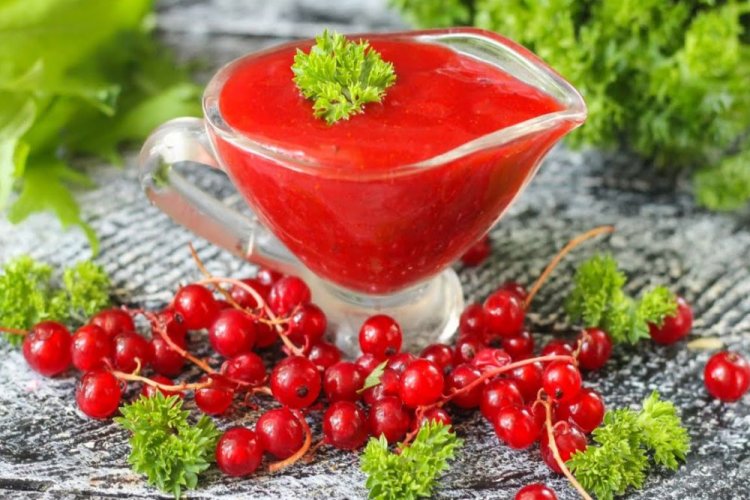 Salsa de grosella roja, tomates y pimentón