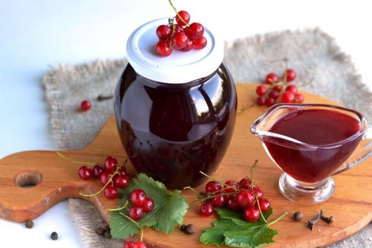 Salsa de grosella roja con jengibre
