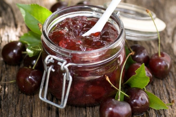 Cherry Five-Minute Jam with Lemon