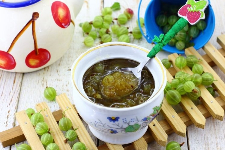Mermelada de grosella con gelatina
