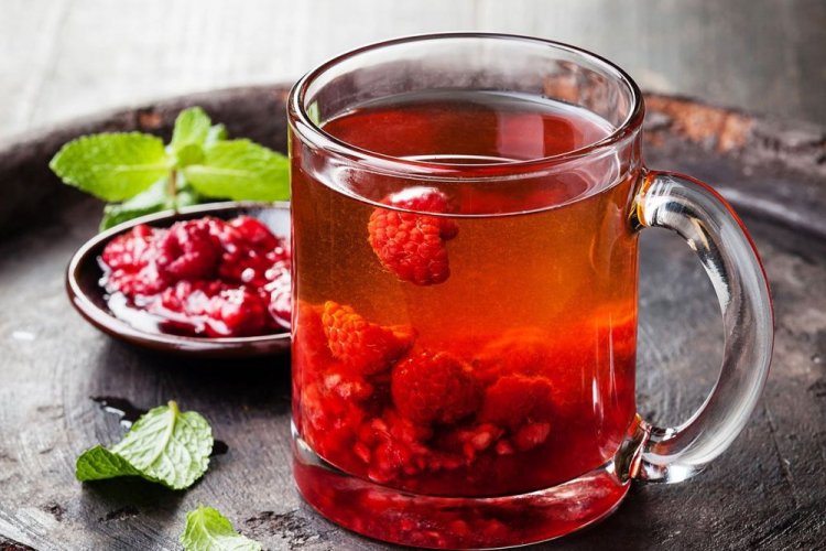 Raspberry Compote with Lemon Balm and Lemon Juice