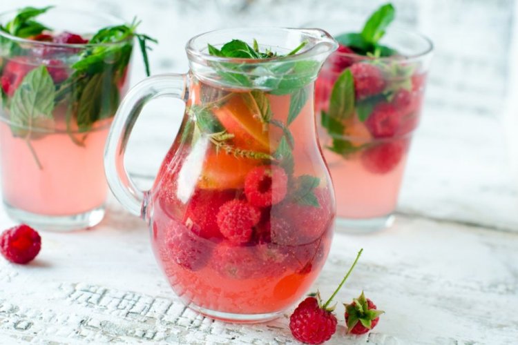 Raspberry, Apple, and Mint Compote