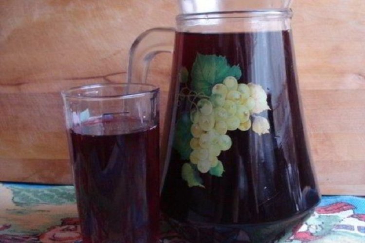 Bird Cherry Compote Without Sugar