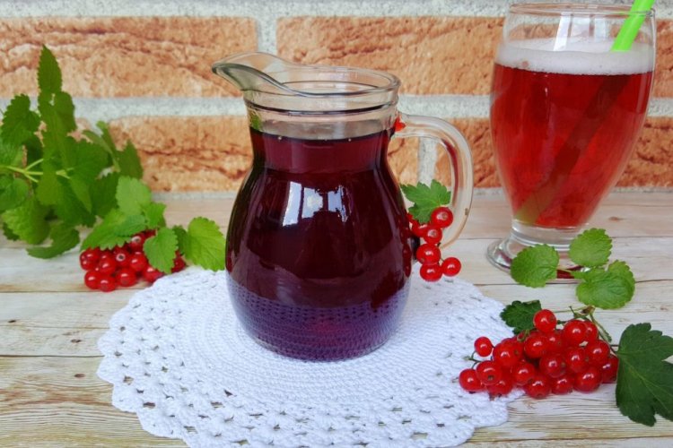 Red Currant Compote with Cinnamon