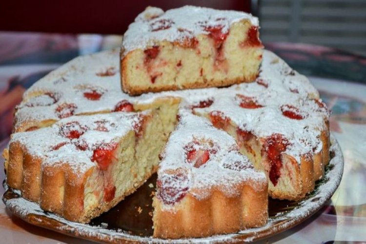 Pastel de fresa con yogur