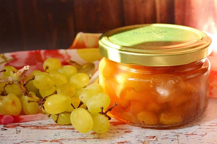 Traubenmarmelade ohne Wasser