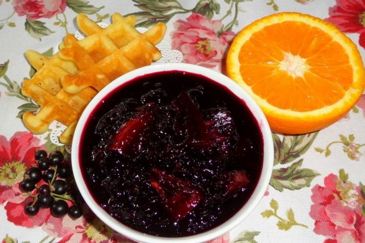 Blackcurrant Confiture with Lemon