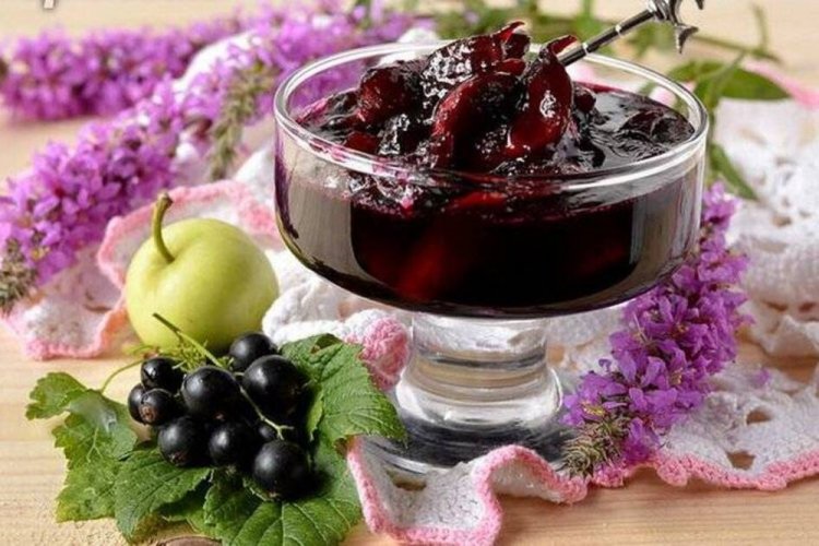 Blackcurrant and Apple Confiture