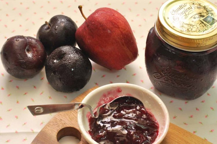 Mermelada de ciruela y manzana