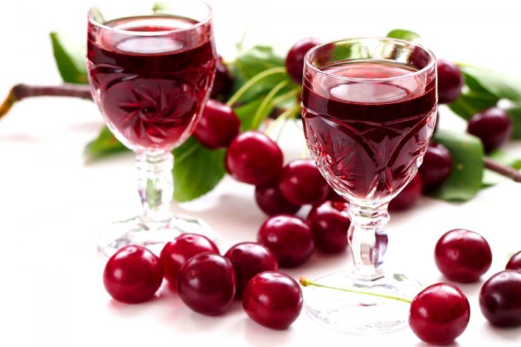 Cherry Liqueur Without Vodka