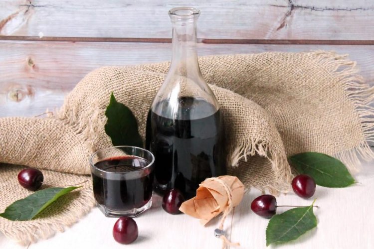 Cherry Liqueur with Blackcurrant Juice
