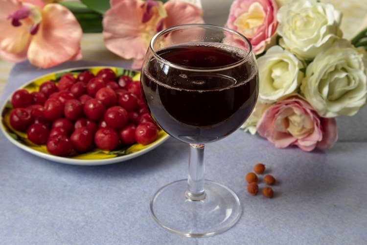 Cherry Liqueur with Citrus Aroma