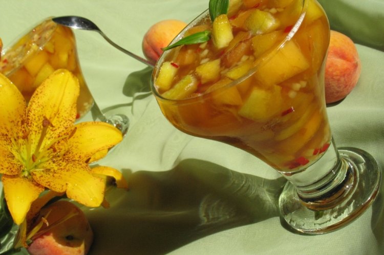 Apricot and Peach Jelly in Champagne