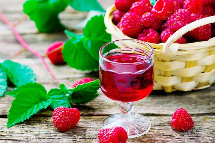 Naturally Fermented Raspberry Liqueur