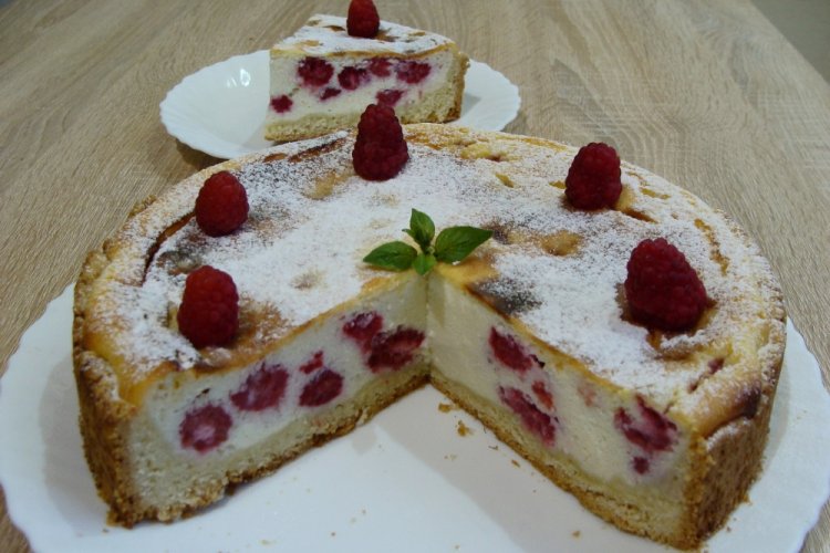 Tarta de frambuesa y requesón