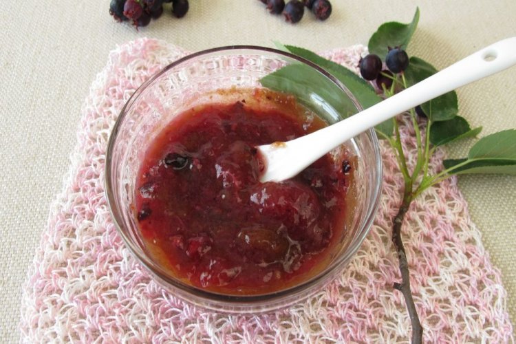 Saskatoon Berry Jam with Lemons
