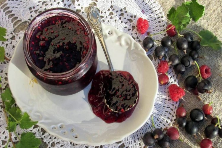 Jam with Raspberries, Saskatoon Berries, and Blackcurrants