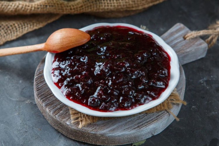 Saskatoon Berry Jam with Gelatin
