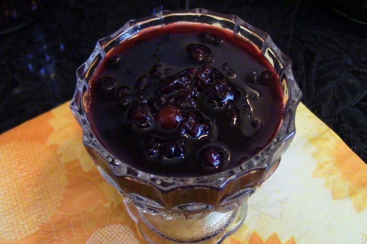 Thick Saskatoon Berry Jam with Pectin