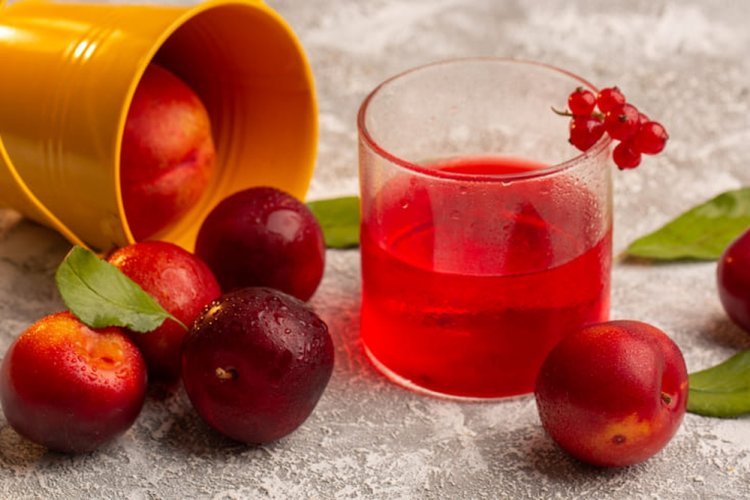 Vino de ciruela mirabel con pectinasa