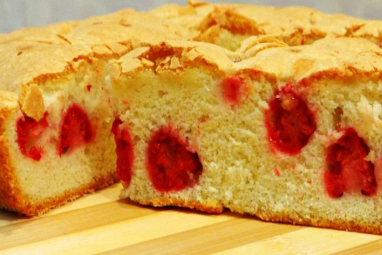 Raspberry Charlotte with Kefir