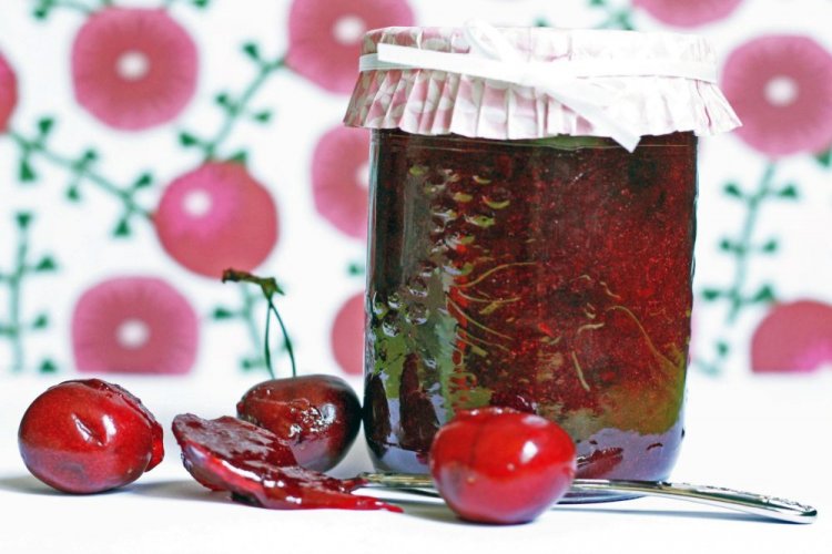 Cherry Jelly with Citric Acid