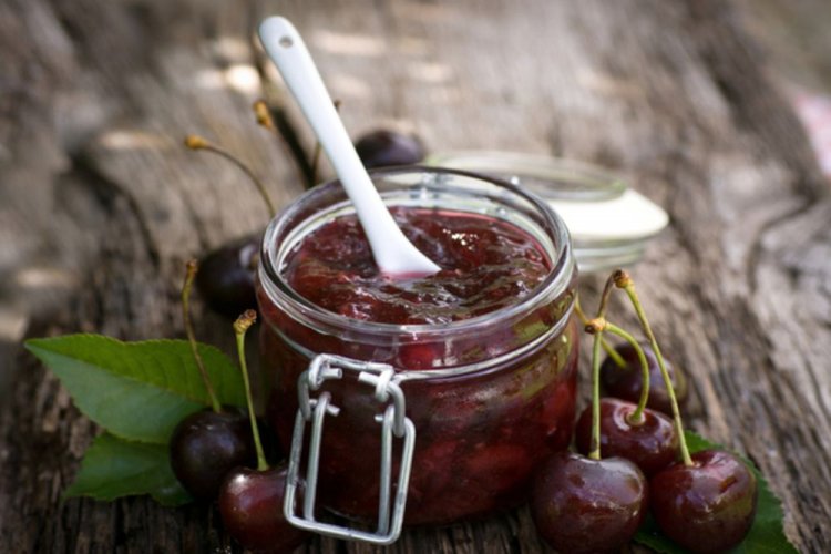 Cherry Jelly with Cornstarch