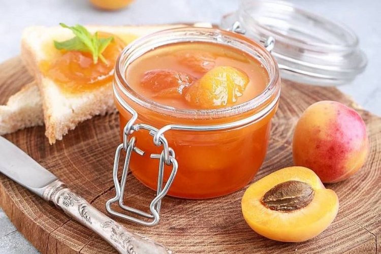 Mermelada de albaricoque en gajos – receta clásica