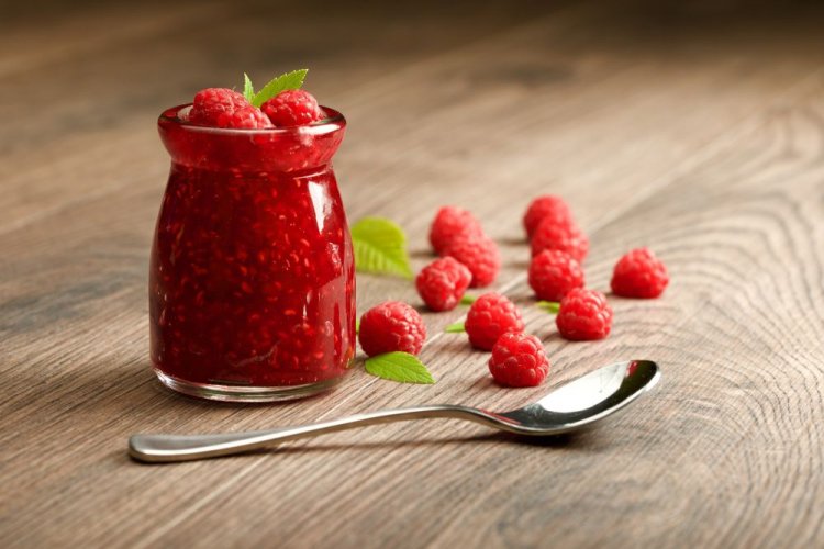 Dicke Himbeermarmelade mit Pektin