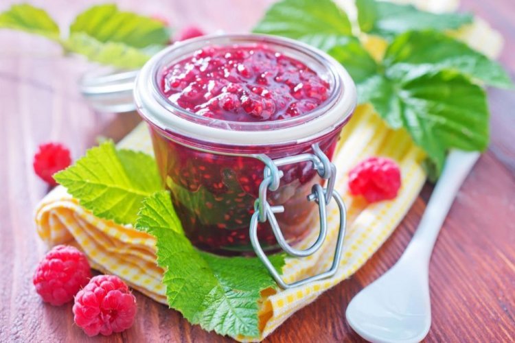 Himbeermarmelade mit Vanille