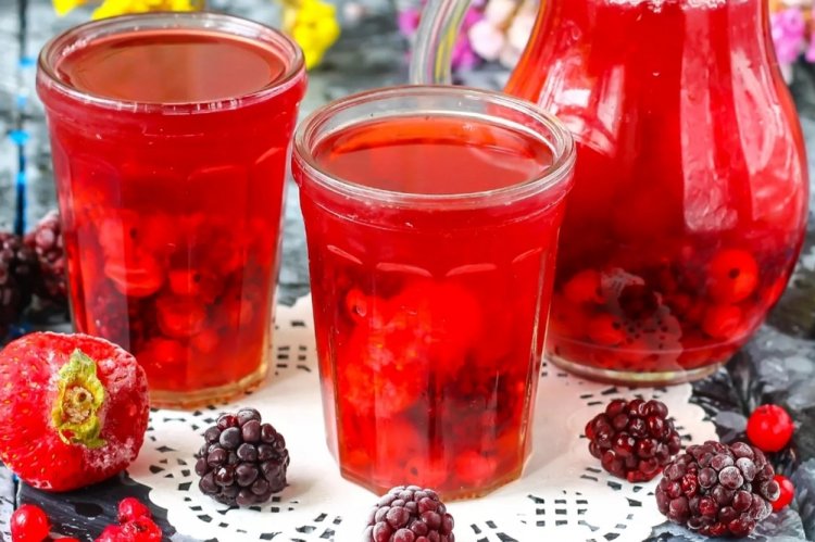 Brombeer- und Erdbeerkompott für den Winter