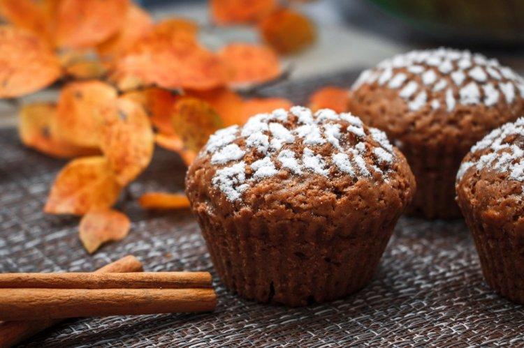 Vegane Schokoladenmuffins mit Äpfeln