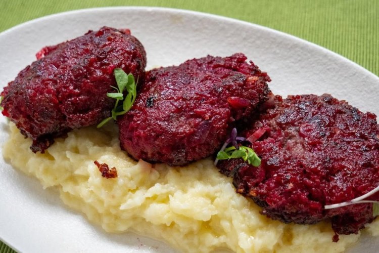 Vegetable Patties with Beets