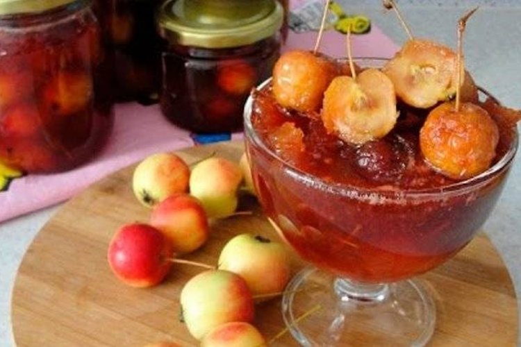 Ranetka-Marmelade mit Zimt