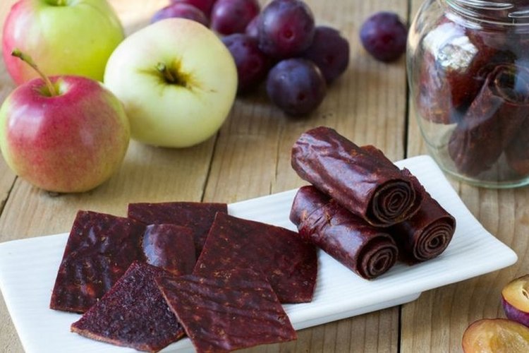Sugar-Free Plum and Apple Fruit Leather