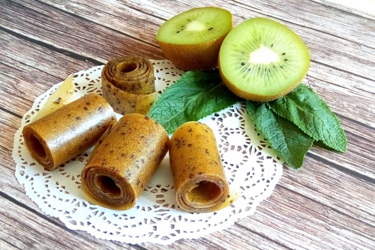 Banana, Pear, and Kiwi Fruit Leather