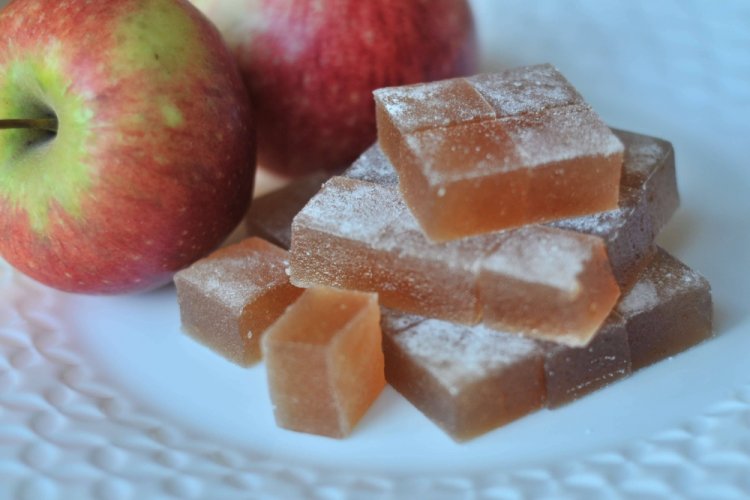 Apple Fruit Leather with Gelatin