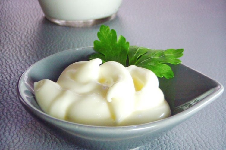 Vegan Mayonnaise with Almond Milk