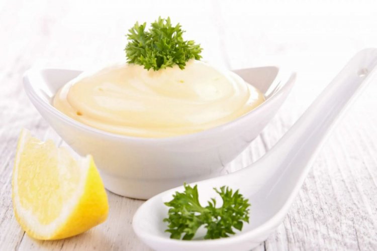 Garlic Mayonnaise without Eggs and Milk