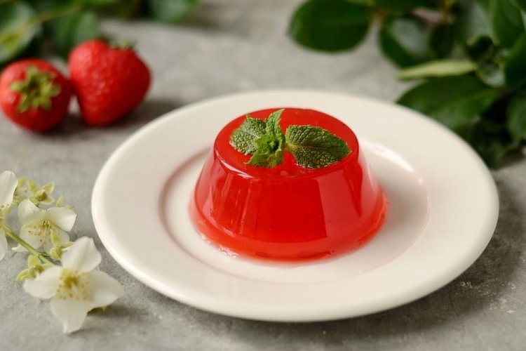 Gelatina de fresas frescas