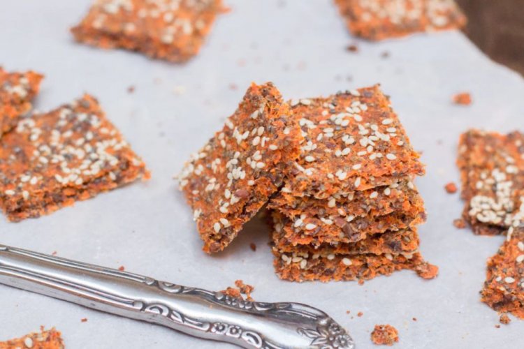 Apricot and Carrot Fruit Leather with Flax Seeds and Sesame