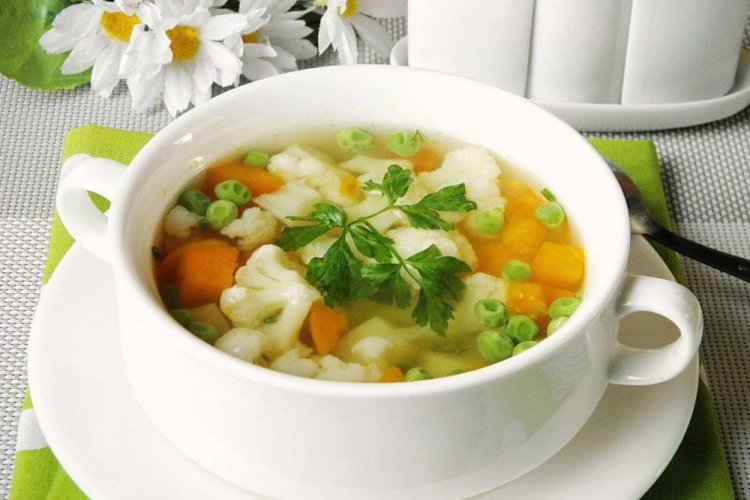 Vegetable Soup with Cauliflower
