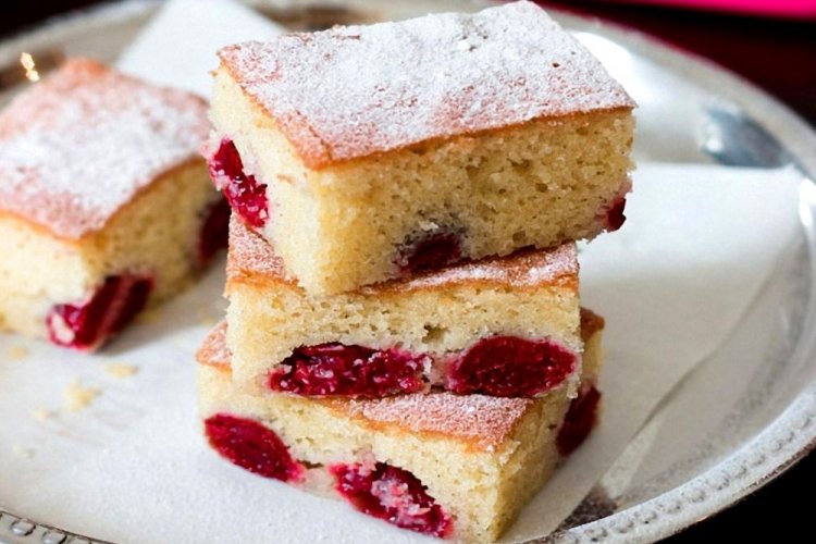Sponge Cake with Cherries on Boiling Water