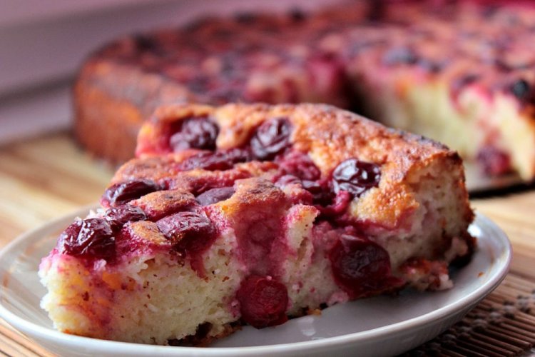 Moist Cherry Pie