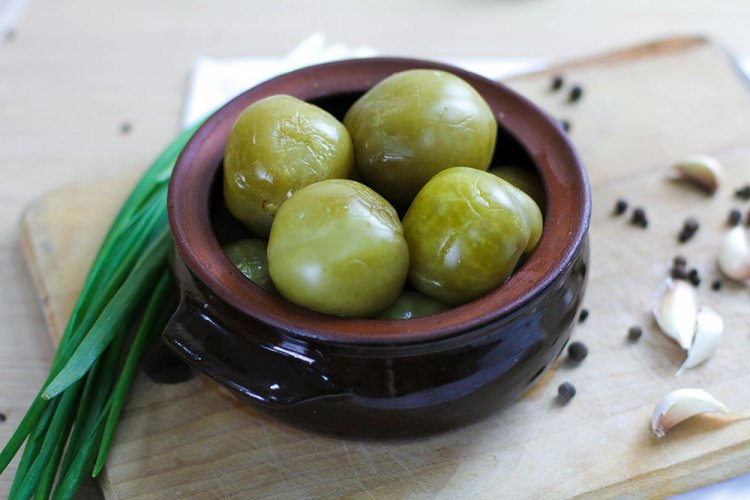 Grüne Tomaten für den Winter – klassisches Rezept