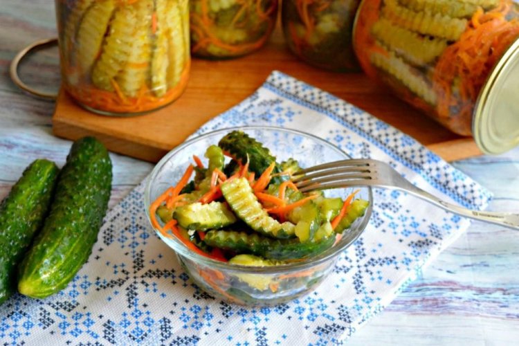 Pepinos con zanahoria al estilo coreano – receta clásica