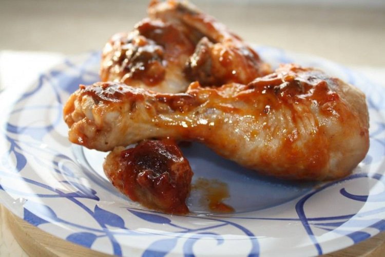 Hähnchenschenkel in Orangenmarinade