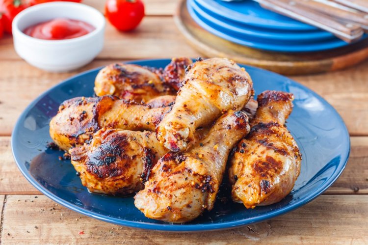 Hähnchenschenkel in Senfmarinade
