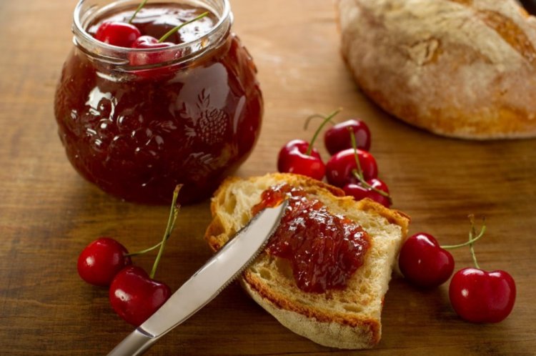 Sugar-Free Cherry Jam