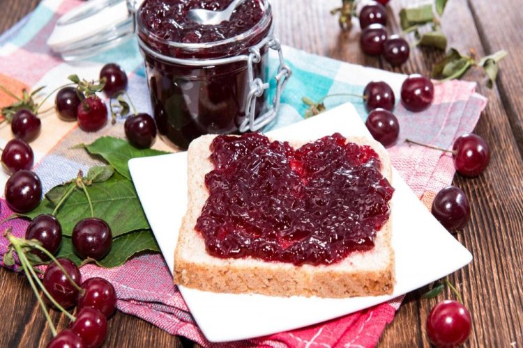Kirschkonfitüre mit Vanille